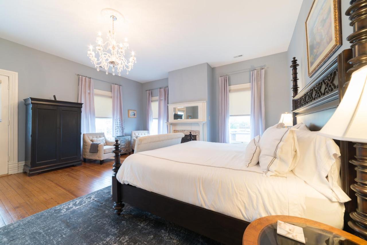The Jarvis At 220 Bed & Breakfast นิวเบิร์น ภายนอก รูปภาพ