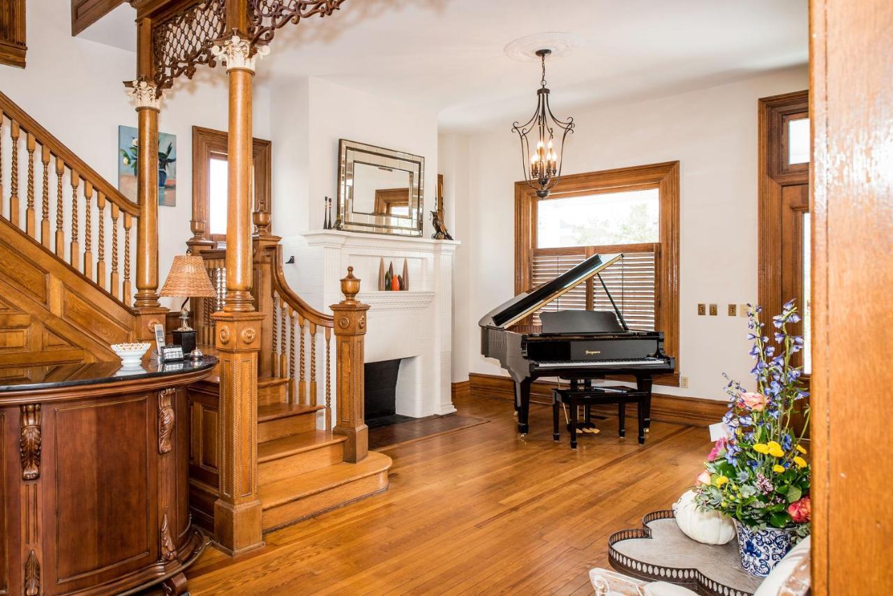 The Jarvis At 220 Bed & Breakfast นิวเบิร์น ภายนอก รูปภาพ